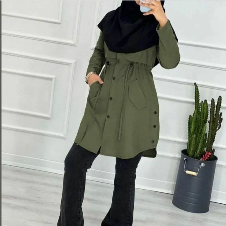 استایل دانشجویی دخترونه با مانتو سبز اسپرت